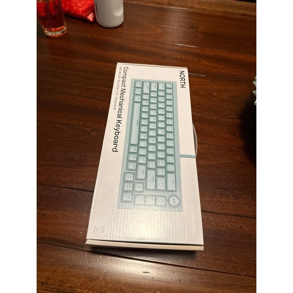 NEW NORTH Compact Mechanical Keyboard Wired Mint Green LED rainbow lighting